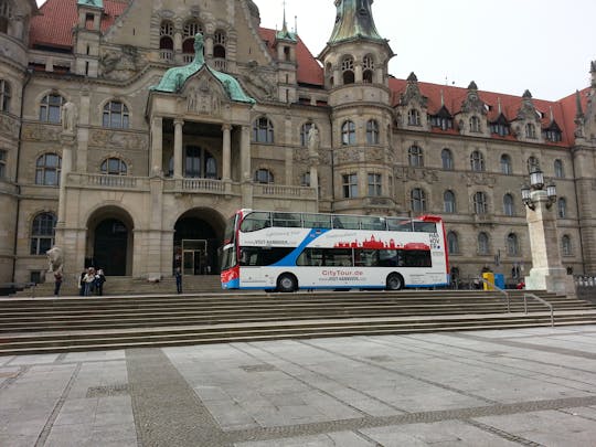 24-Stunden-Hop-on-Hop-off-Bustour durch Hannover