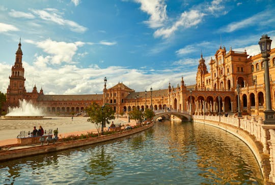 Tour a piedi monumentale privato di Siviglia