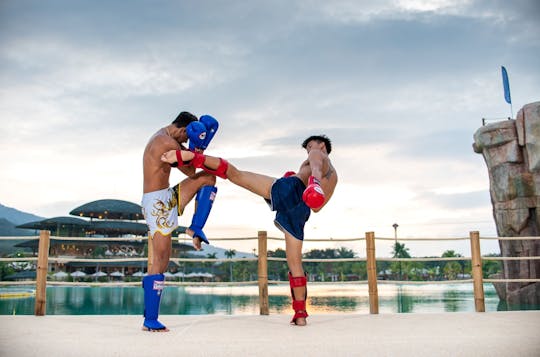 Allenamento di gruppo privato di Thai boxe per 4 persone