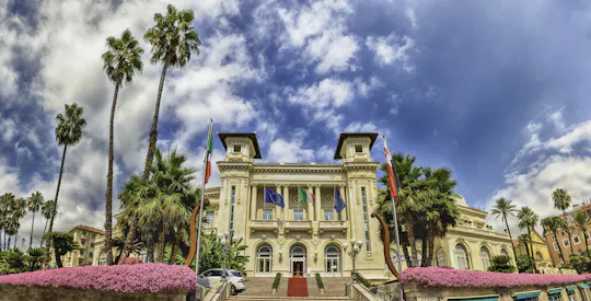 Italian Market, Menton & Turbie private tour from Nice