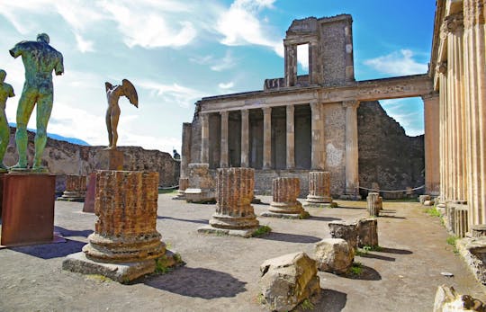 Tur på egen hånd i Pompeii  med lydguide