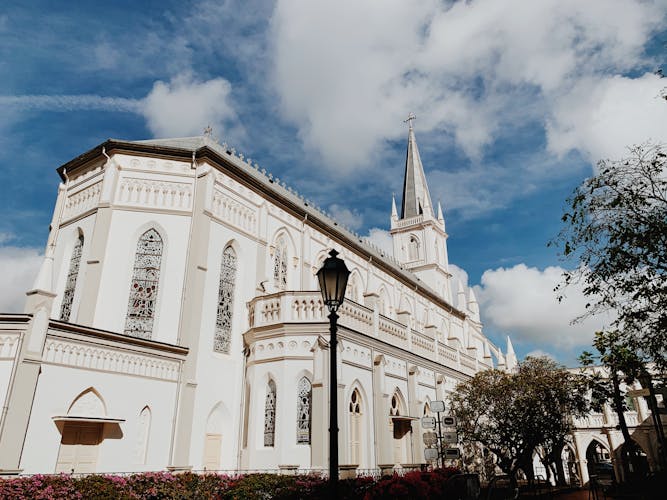 Colonial Charms of the City evening tour with dinner