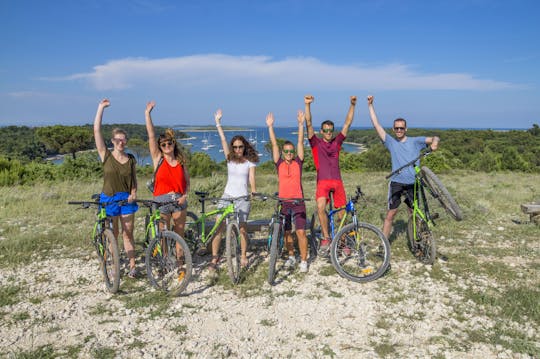 Divertente giro in e-bike a Capo Kamenenjak