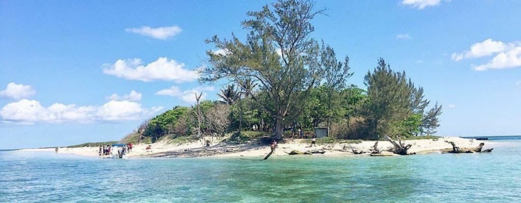 Enmedio Island snorkel- en wandelrondleiding met gids