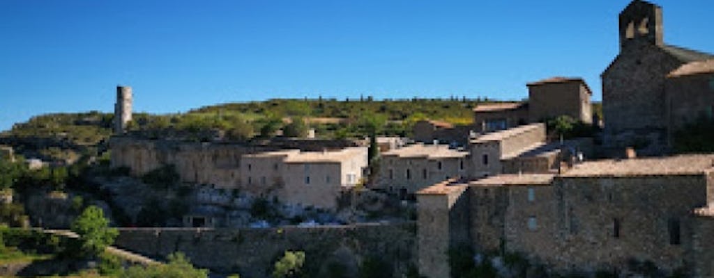 Private guided tour of medieval village Minerve