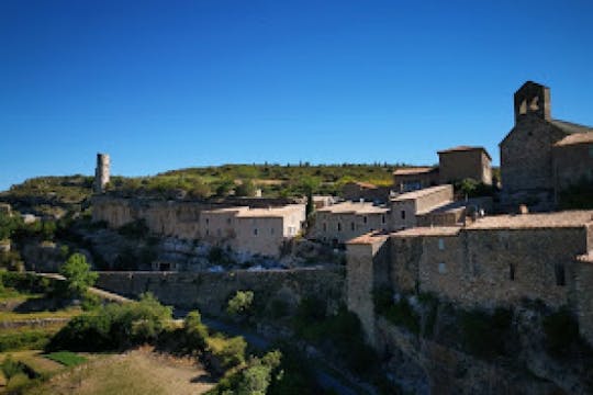 Private guided tour of medieval village Minerve