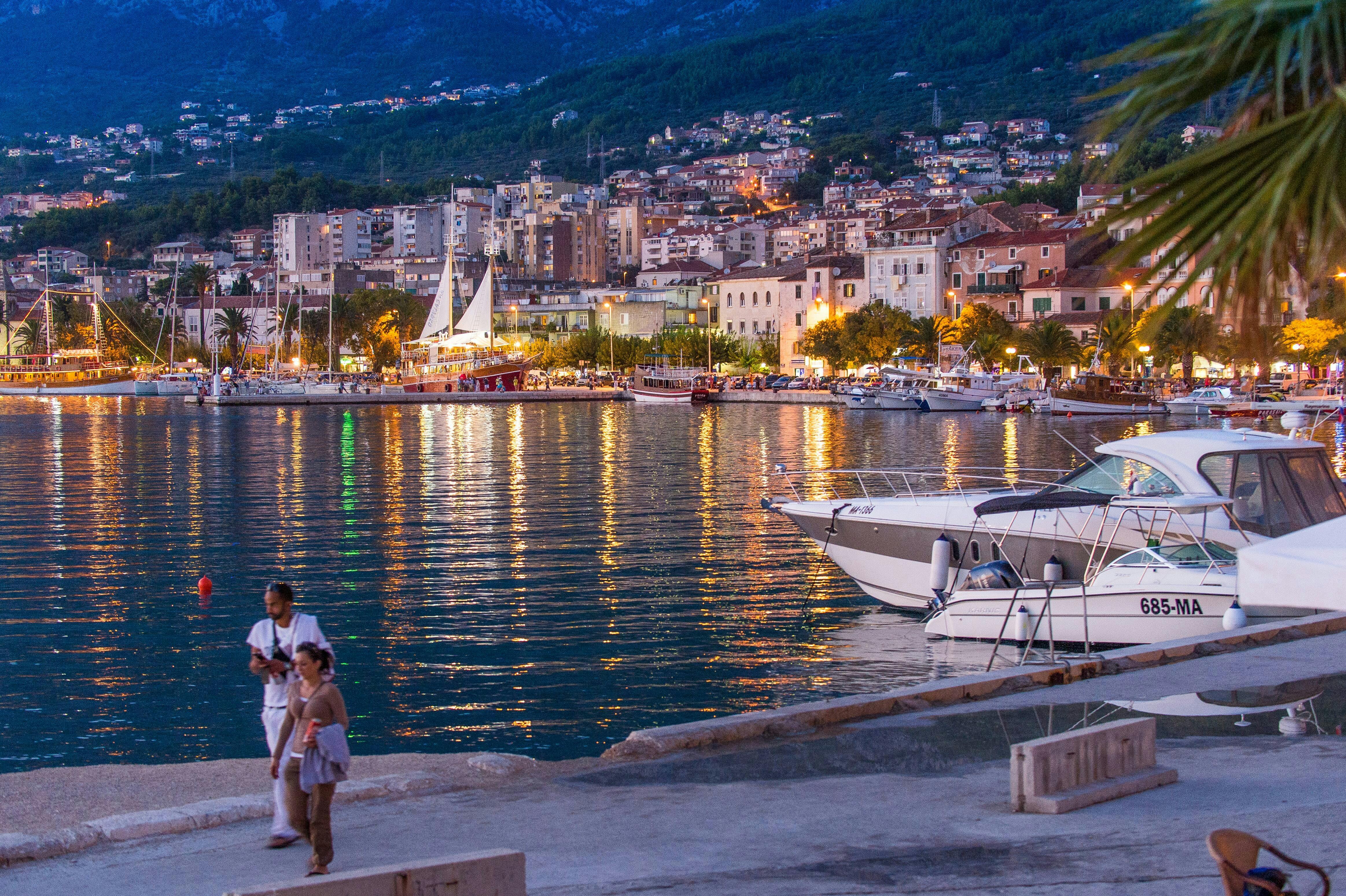 Makarska Evening Shuttle Bus Ticket