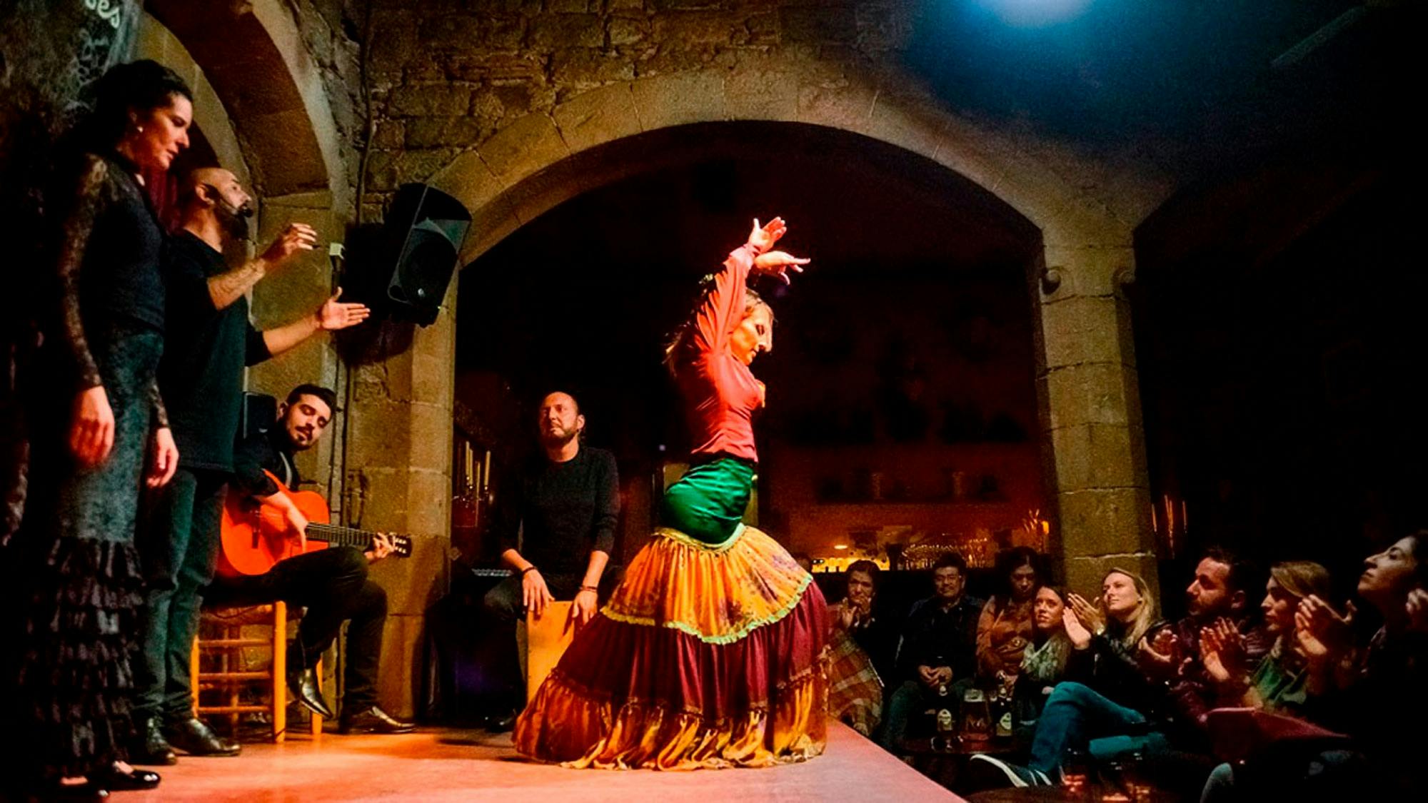 Altstadtrundgang durch Barcelona mit Flamenco-Show und Tapas