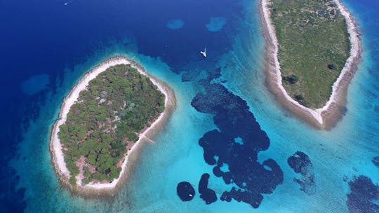 Split half-day boat tour to Blue Lagoon with snorkeling