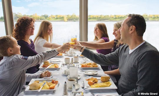3-course brunch cruise in Montreal