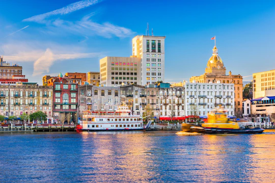 Savannah guided trolley tour and sightseeing cruise