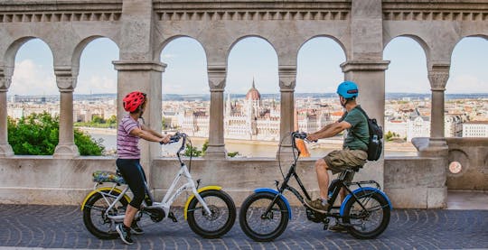 Excursão turística de 3 horas em Budapeste com e-bikes premium