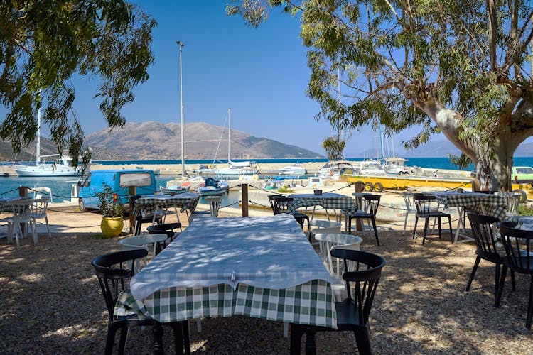 Premier Kefalonia Bus and Boat tour with Fiskardo and Myrtos Beach