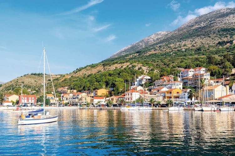 Premier Kefalonia Bus and Boat tour with Fiskardo and Myrtos Beach