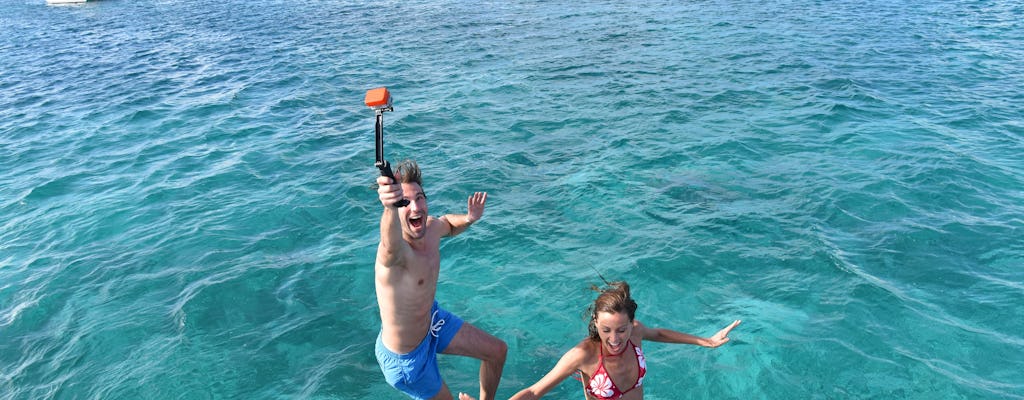 Excursion d'une journée de Split à la grotte bleue, cinq îles et Hvar