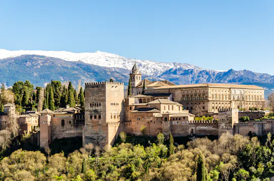 Albaicín and Sacromonte small group guided tour with entrance to the Alhambra