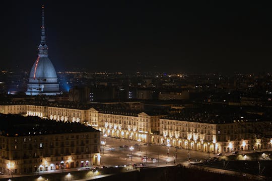 Visite guidée nocturne des mythes et légendes de Turin dans le centre historique