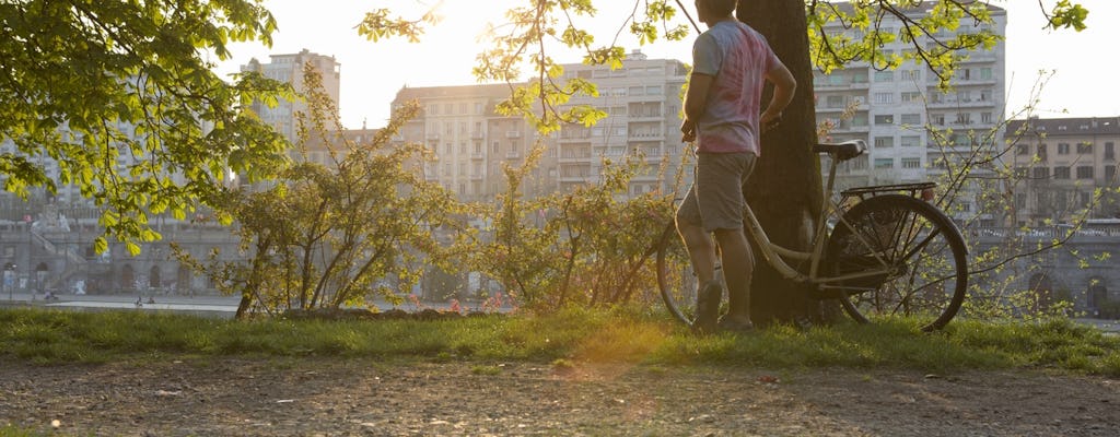 Turim passeio de bicicleta pelo centro histórico e parque Valentino