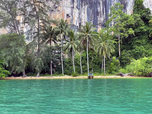 Full Day Krabi Tour with Kayaking & Bee Farm Visit