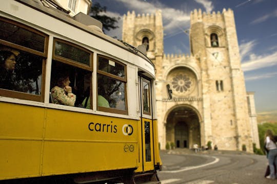 Private Tuk-Tuk-Tour durch die Hügel und Parks von Lissabon