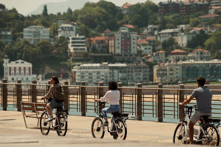 San Sebastian electric bike tour