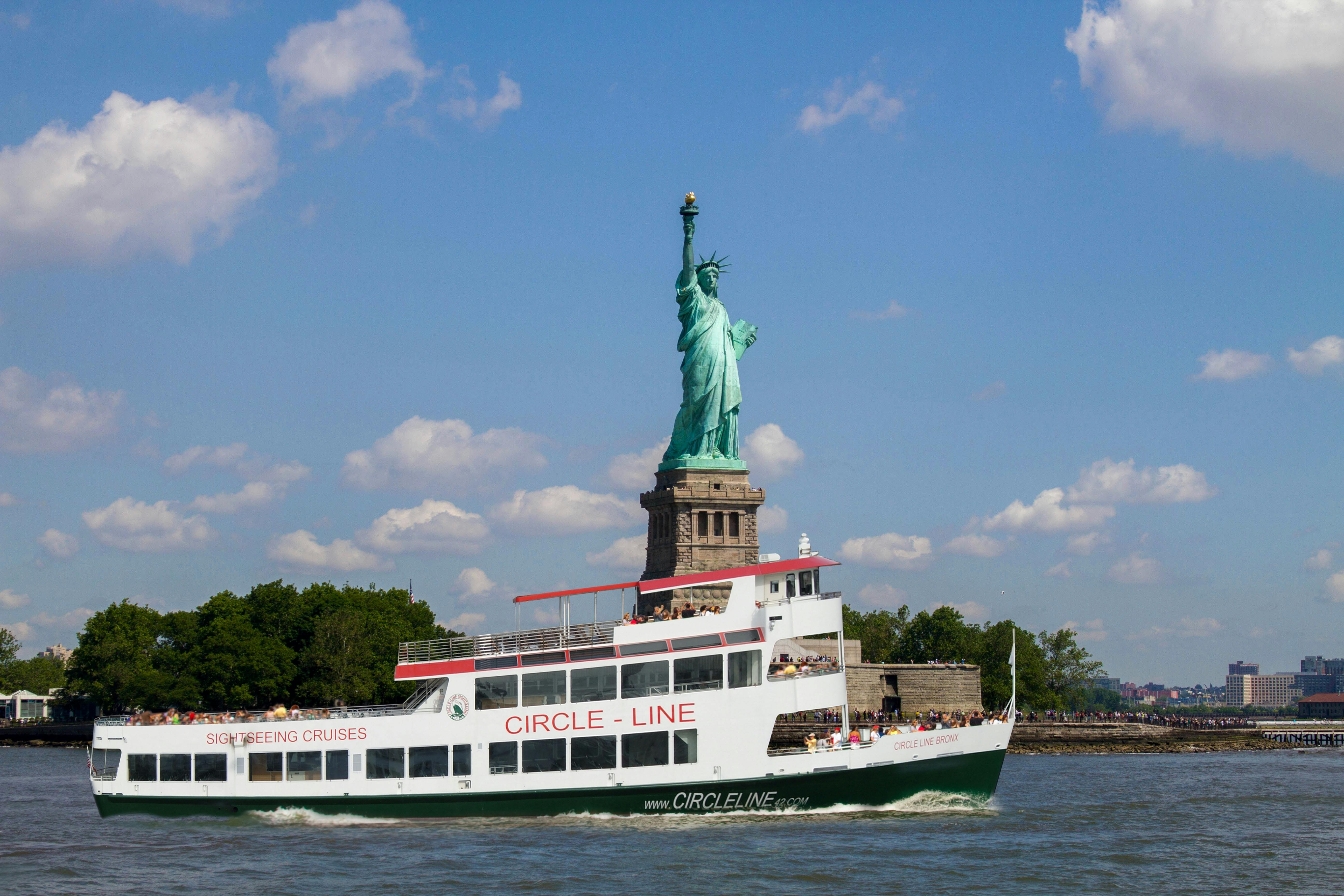 Vrijheidsbeeld express begeleide cruise vanuit Donwontown NYC