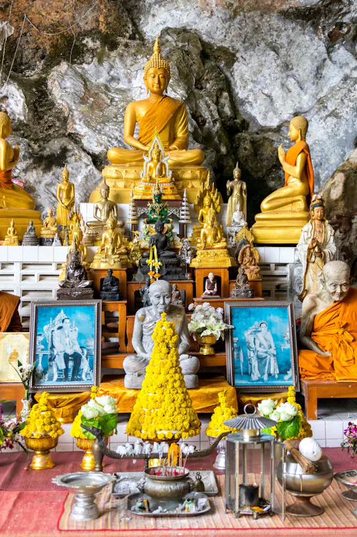 Amazing Three-Temple Tour