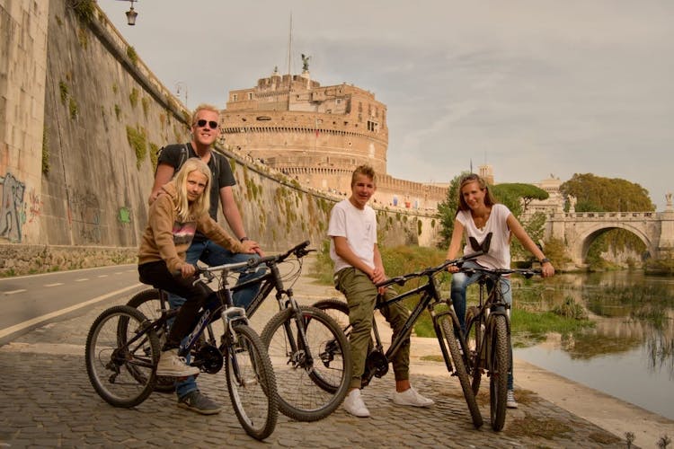 E-Bike tour with Castel Sant'Angelo audio guide