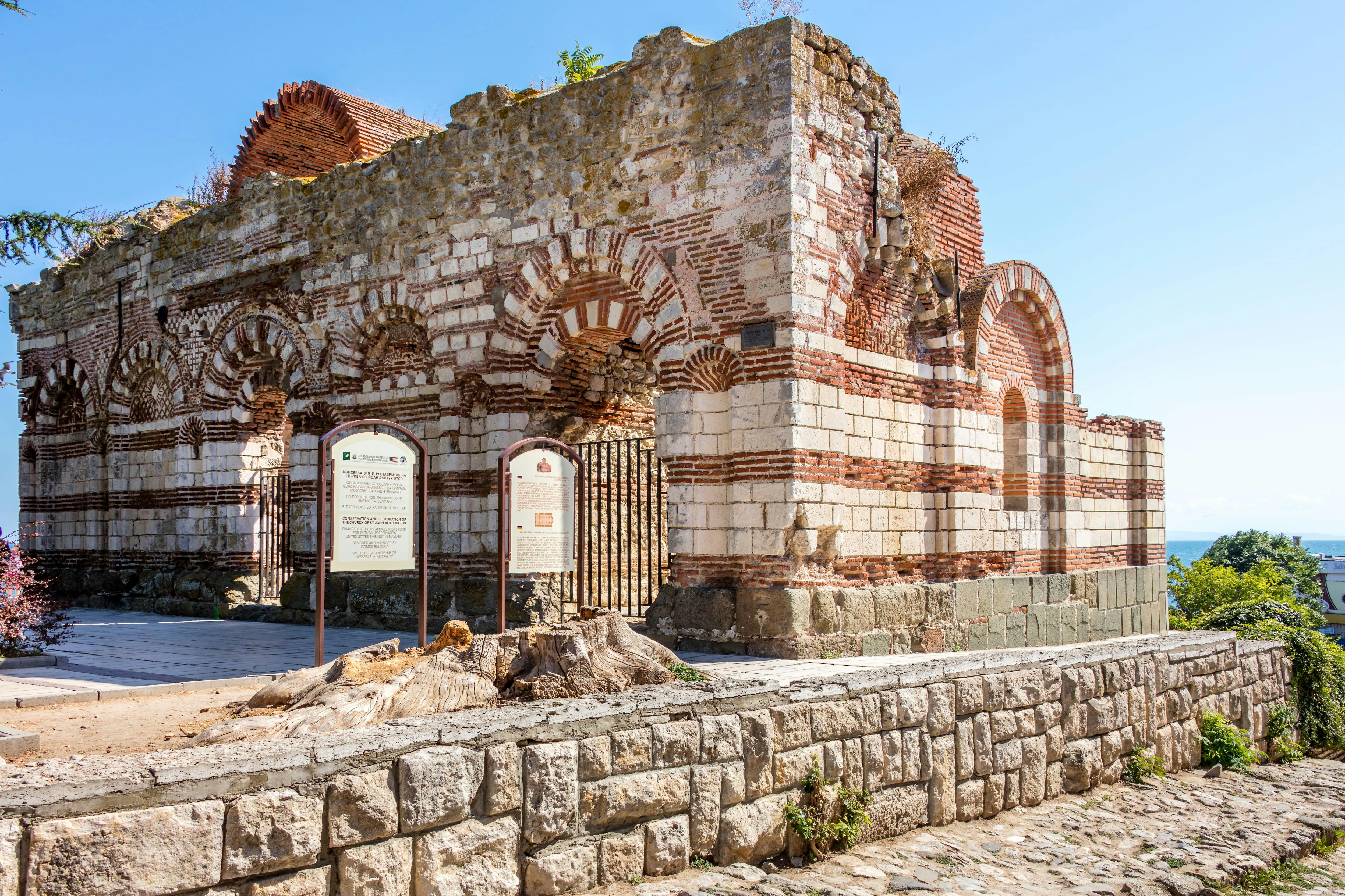 Nessebar Small Group Tour with Wine Tasting Experience