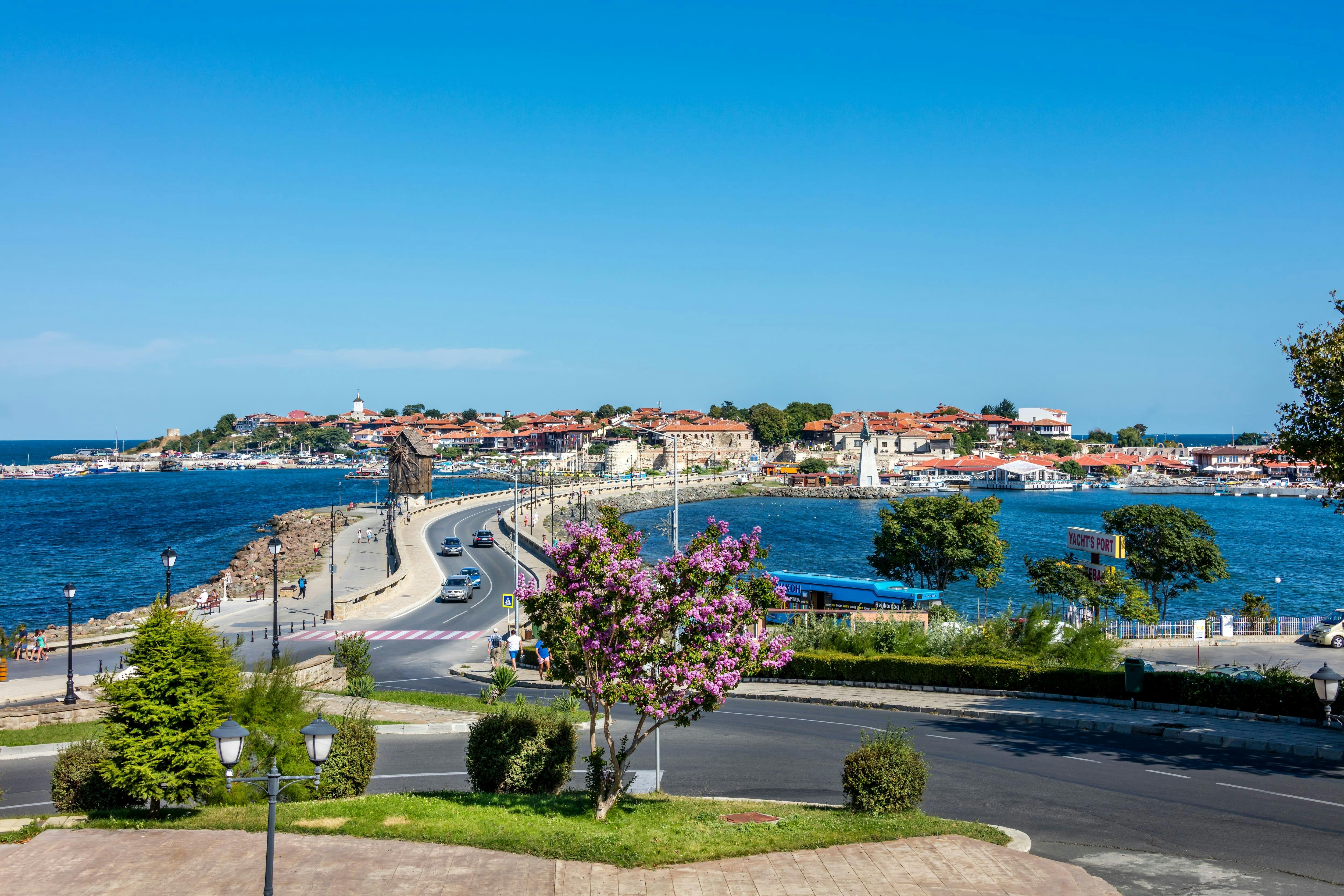 Nessebar Small Group Tour with Wine Tasting Experience