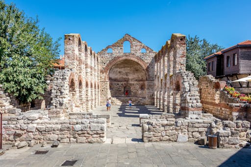 Nessebar Small Group Tour with Wine Tasting Experience