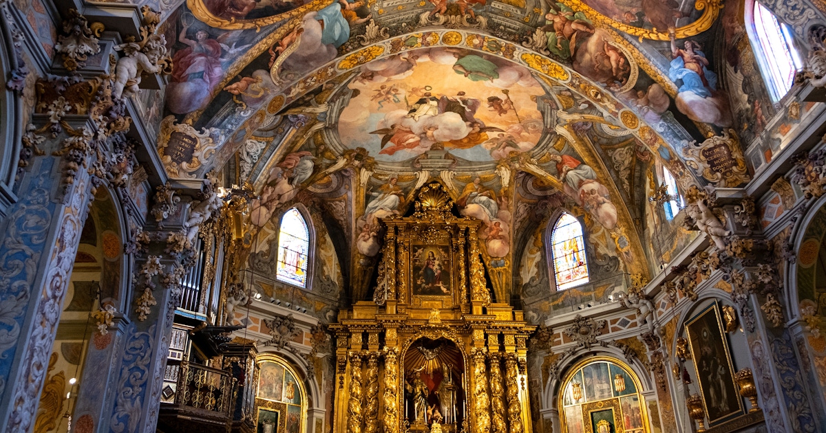 Church of San Nicolás Tickets & Tours