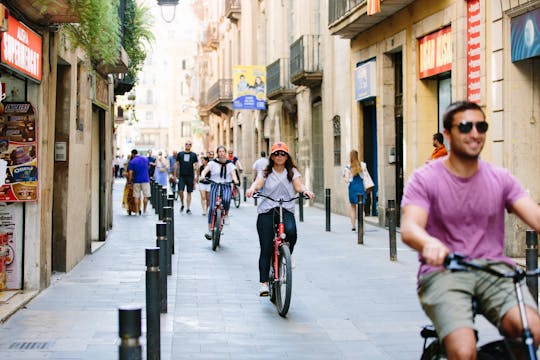 Tour de bicicleta por Barcelona para grupos pequenos