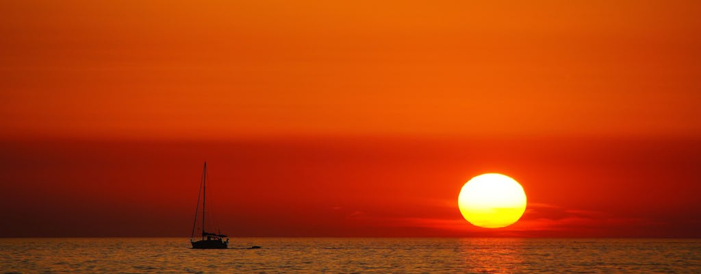 Delfin-Bootsfahrt bei Sonnenuntergang ab Medulin auf dem Boot Sandra