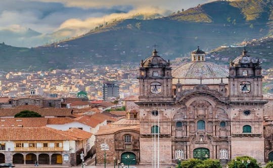 Halve dag groepstour door Cusco met bezoek aan San Blas en Sacsayhuaman Ruins