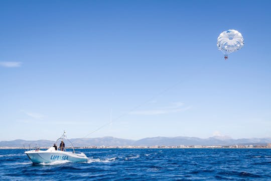 Playa de Palma billet til parasailing med Life & Sea