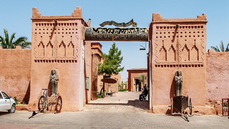 9-day Morocco North to South cities and desert tour