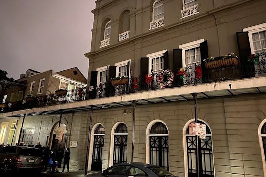 Recorrido a pie familiar por los fantasmas de Nueva Orleans