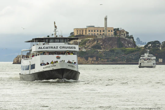 Alcatraz and Golden Gate Bridge guided bike tour