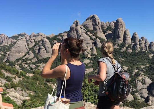 Bezoek aan de abdij van Montserrat en wandeltocht vanuit Barcelona