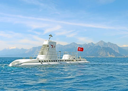 Nurkowanie w łodzi podwodnej w Antalyi z transferem