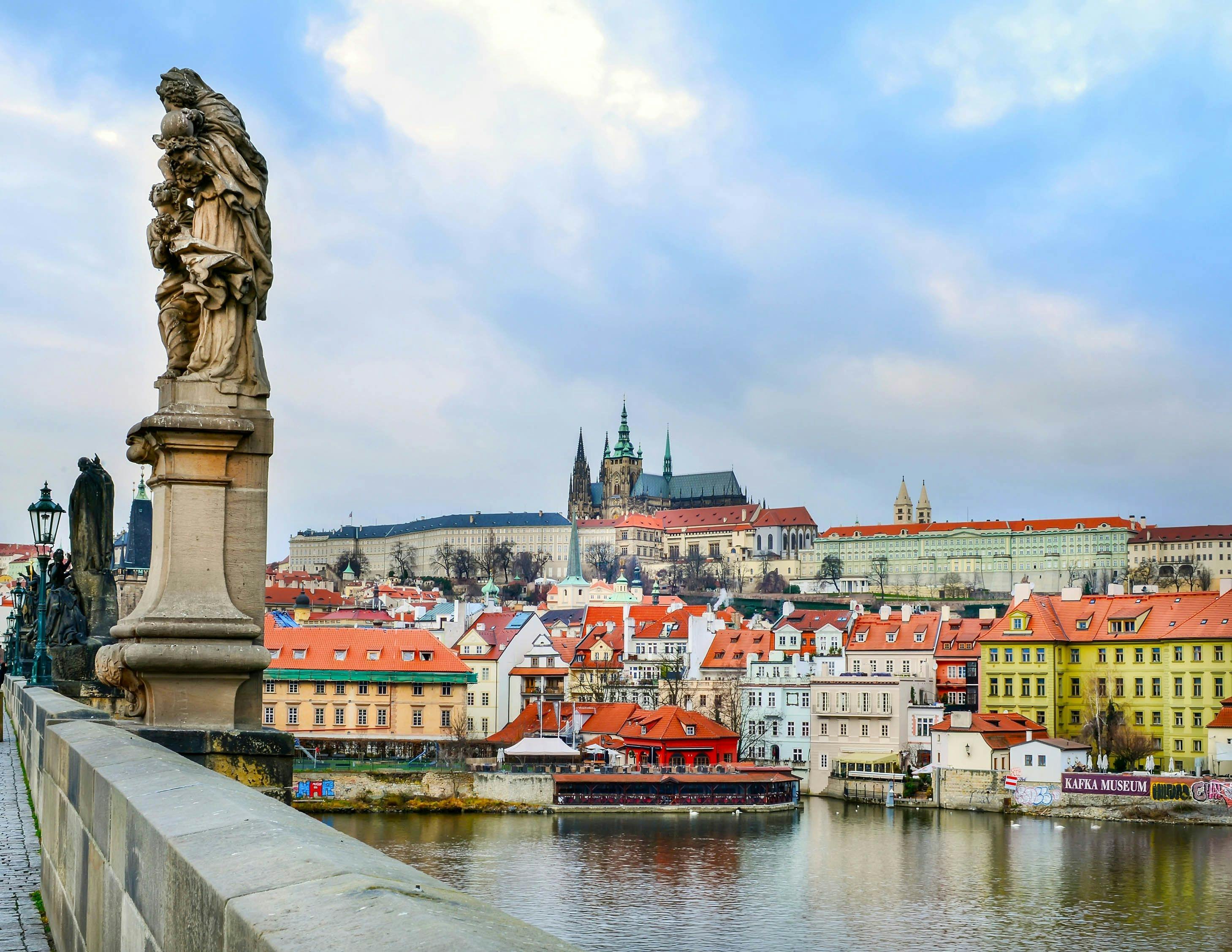 Tour histórico a pie de 2 horas por Praga