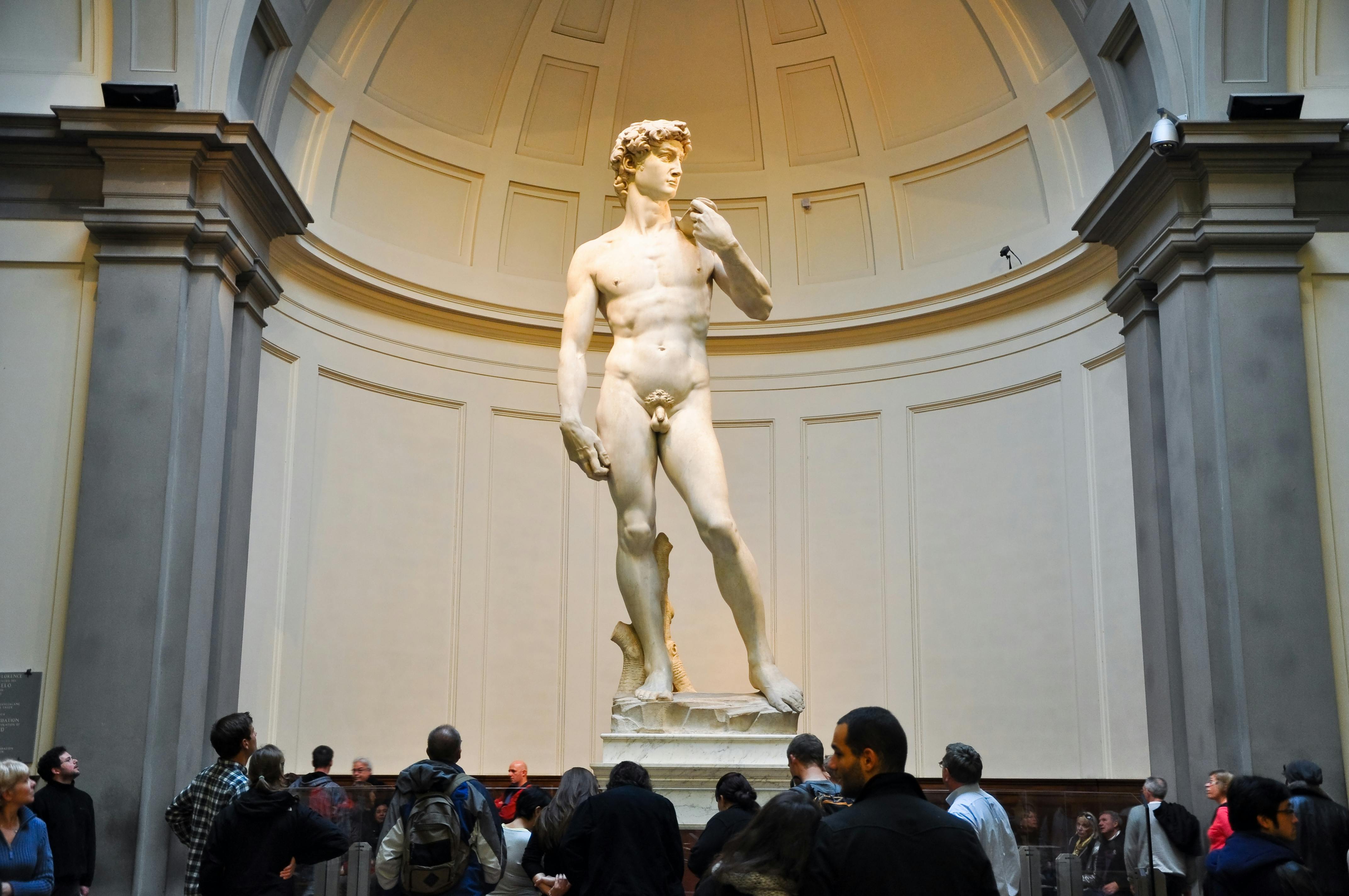 Best of Florence walking tour and Accademia Gallery - Monolingual small group tour