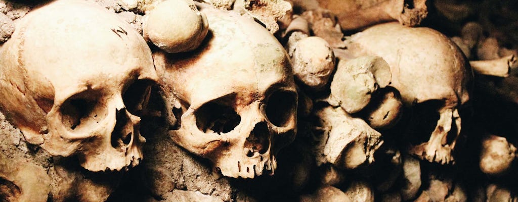 Billets coupe-file pour les catacombes de Paris avec visite audio sur application mobile