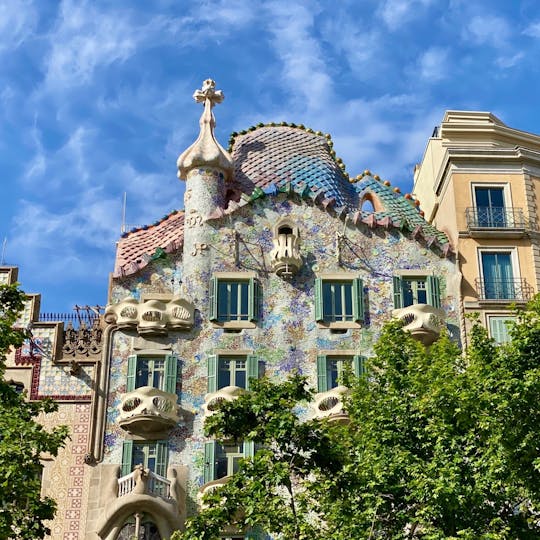 Guided walking tour to explore Barcelona's hidden gems