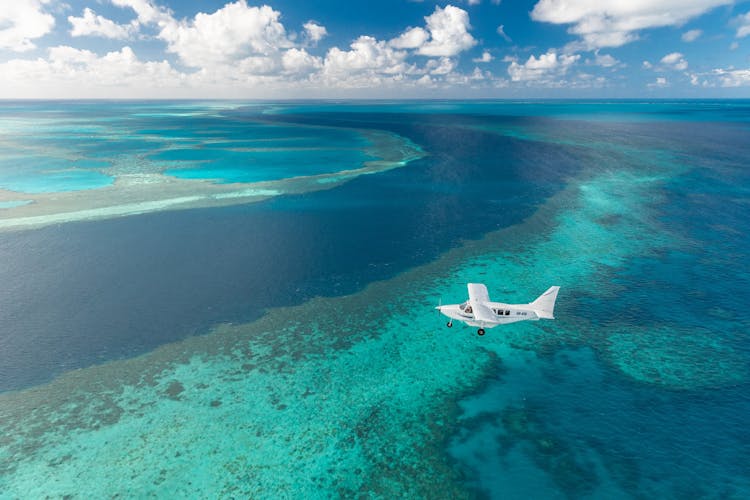 Ocean rafting 1-hour scenic flight