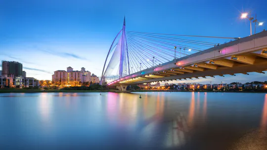 Private day trip to Putrajaya, KL City, Batu Caves and fireflies tour