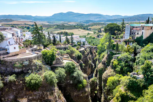 Ronda Guided Tour with Modernist Palace Visit
