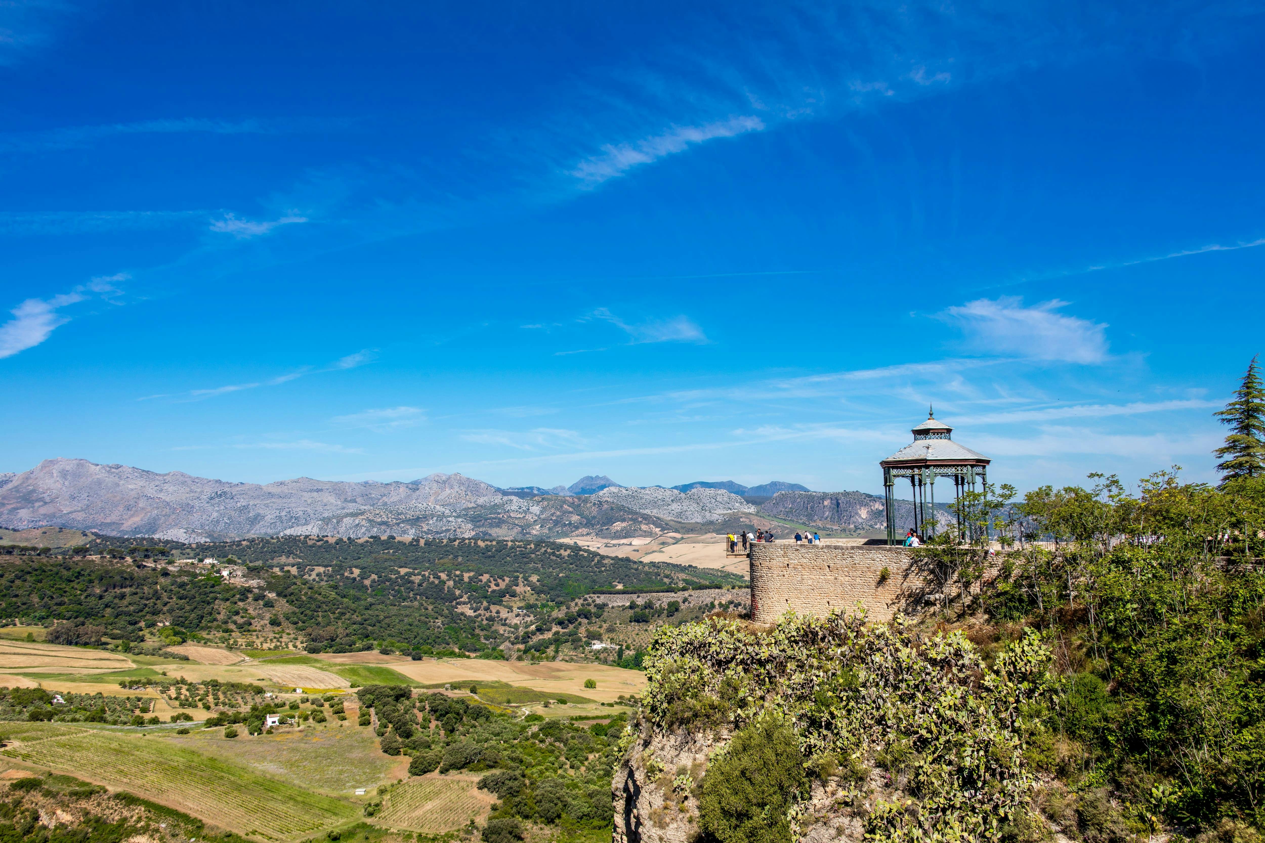 Ronda Guided Tour with Modernist Palace Visit