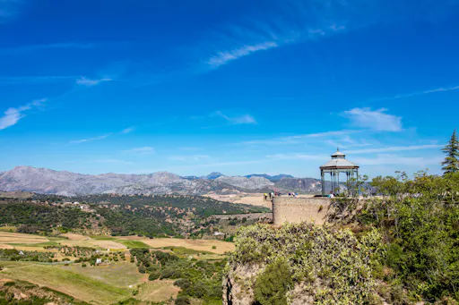 Ronda Guided Tour with Modernist Palace Visit